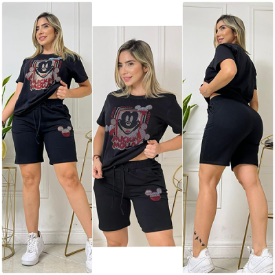Conjunto Para Mujer Bermuda y Blusón Mickey Negro