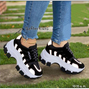 Tenis Para Mujer Prada Negros